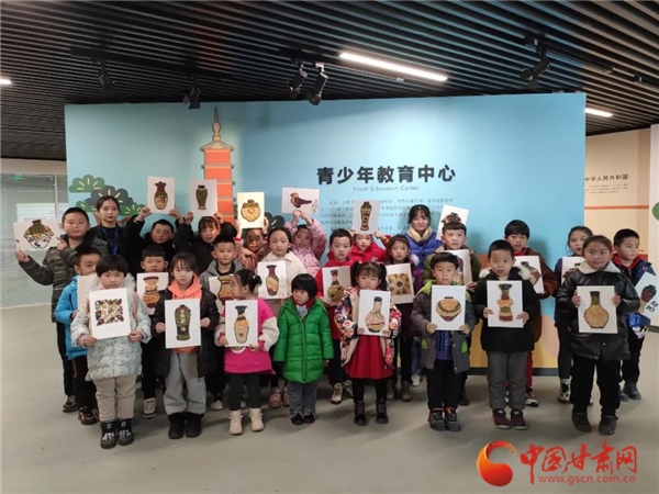 博物館里過臘八 武威這些孩子用五谷拼文物！
