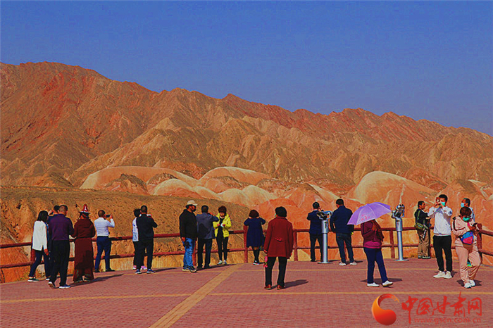 河西春光美！張掖丹霞大景區(qū)2月游客接待量大幅提升