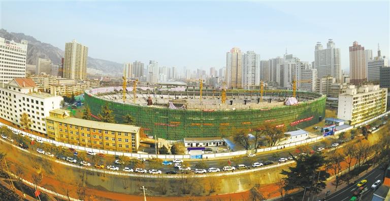 蘭州市七里河體育場主體封頂，預(yù)計明年7月交付使用