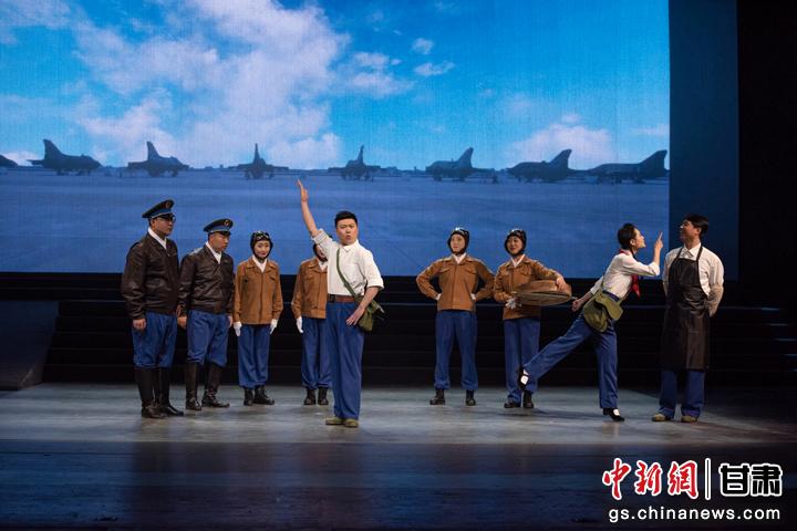圖為甘肅原創(chuàng)音樂劇《風花雪月》演出劇照。(資料圖)潘禹辰 攝