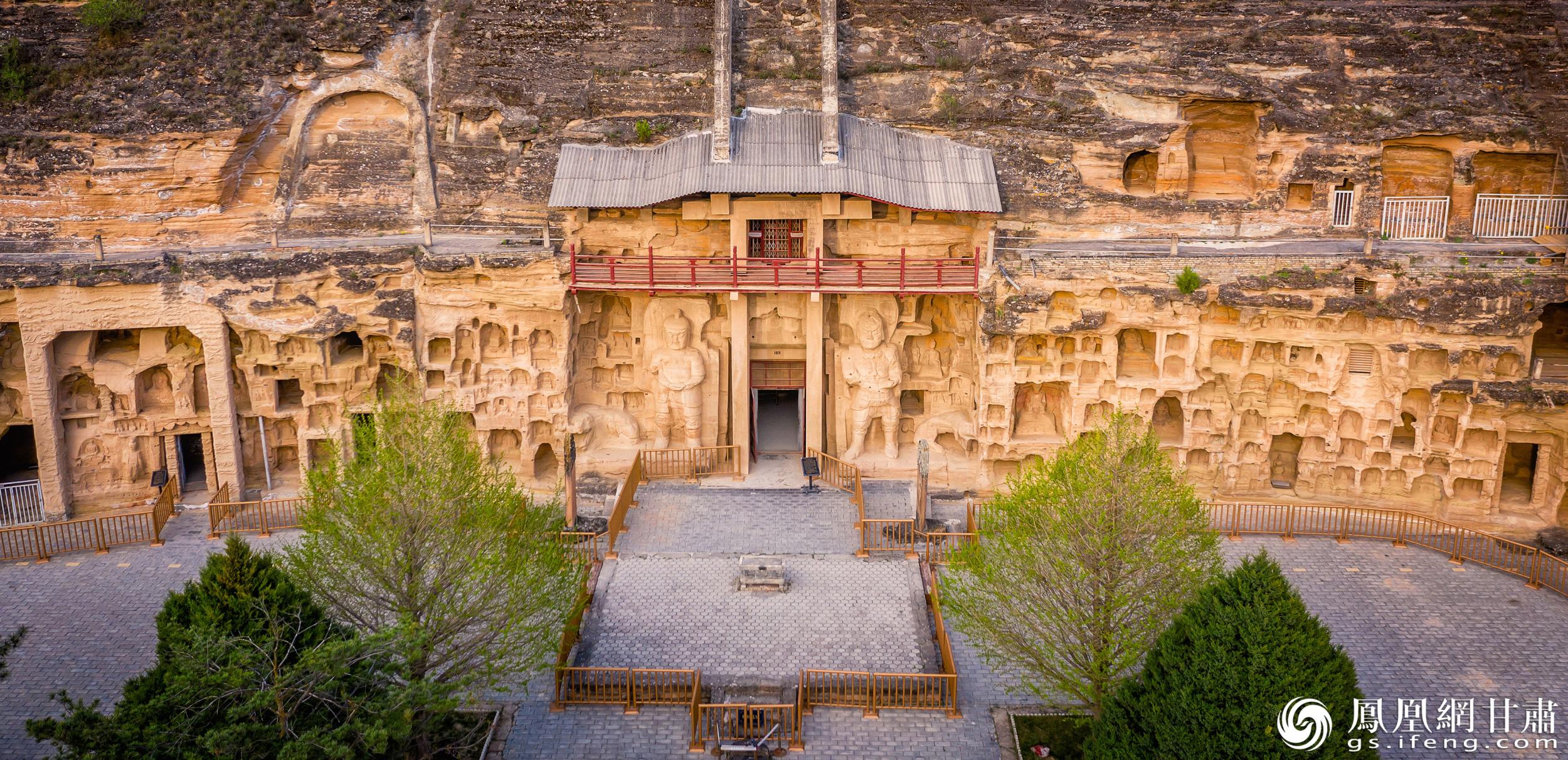 北石窟寺始建于北魏，經(jīng)多個朝代增修形成密集窟龕。北石窟寺文物保護研究所供圖