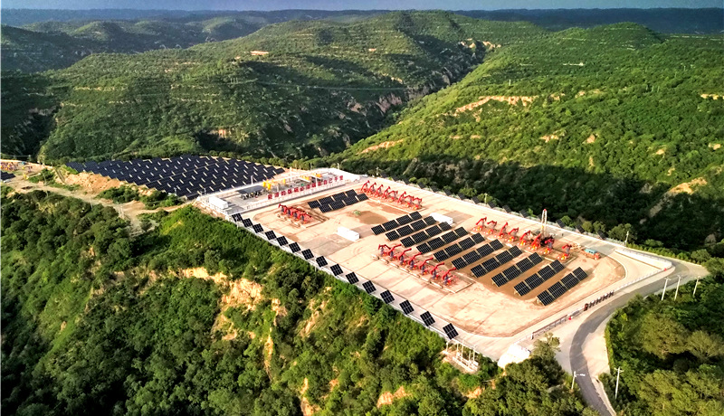 隴拍客丨追光逐日 建設(shè)“綠”動(dòng)油田